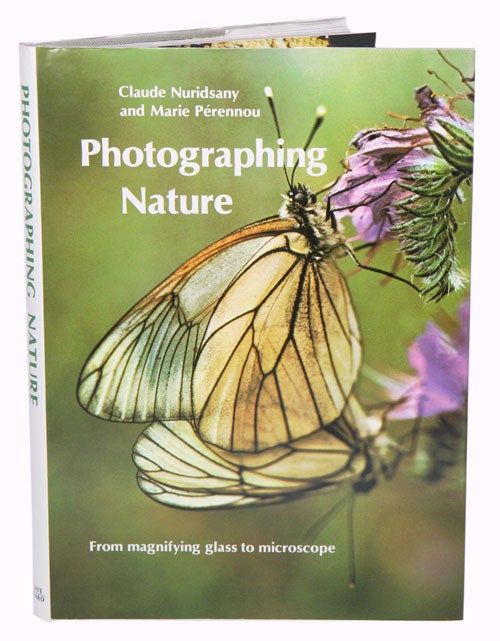 Stock ID 11849 Photographing nature. Claude Nuridsany, Marie Perennou.
