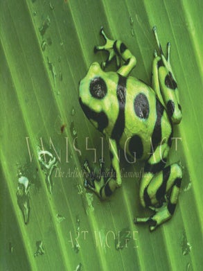 Stock ID 37275 Vanishing act: the artistry of animal camouflage. Art Wolfe